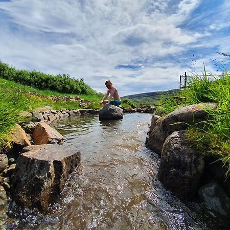 Hótel Laugarhóll with natural hot spring Holmavik Exterior foto